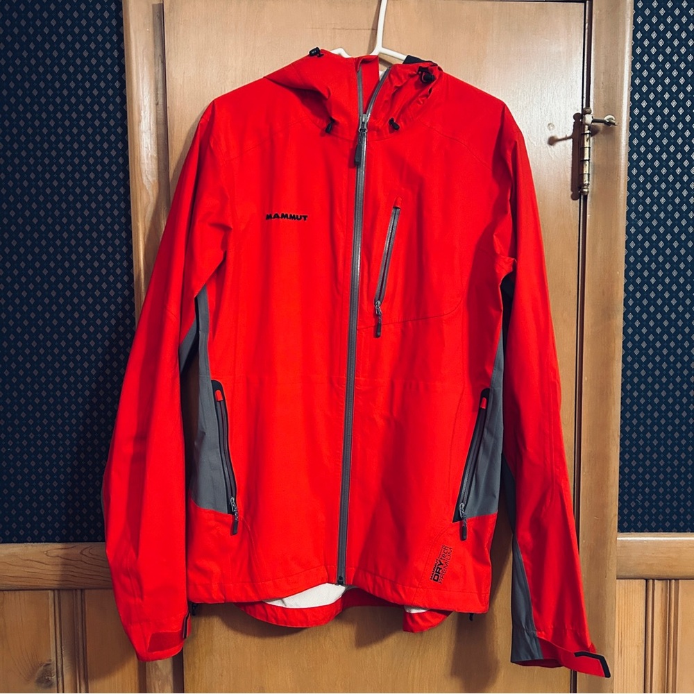Men’s Mammut Dry Tech Rain Coat